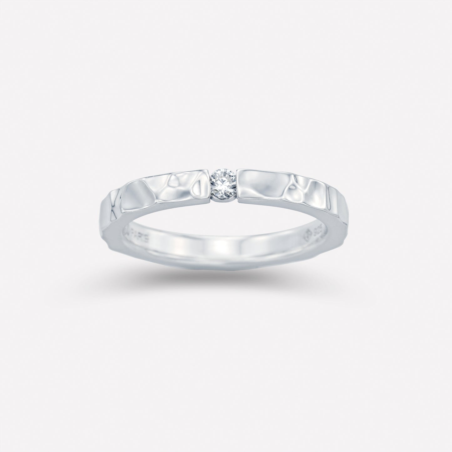 Vieux Port Ring, Moissanite