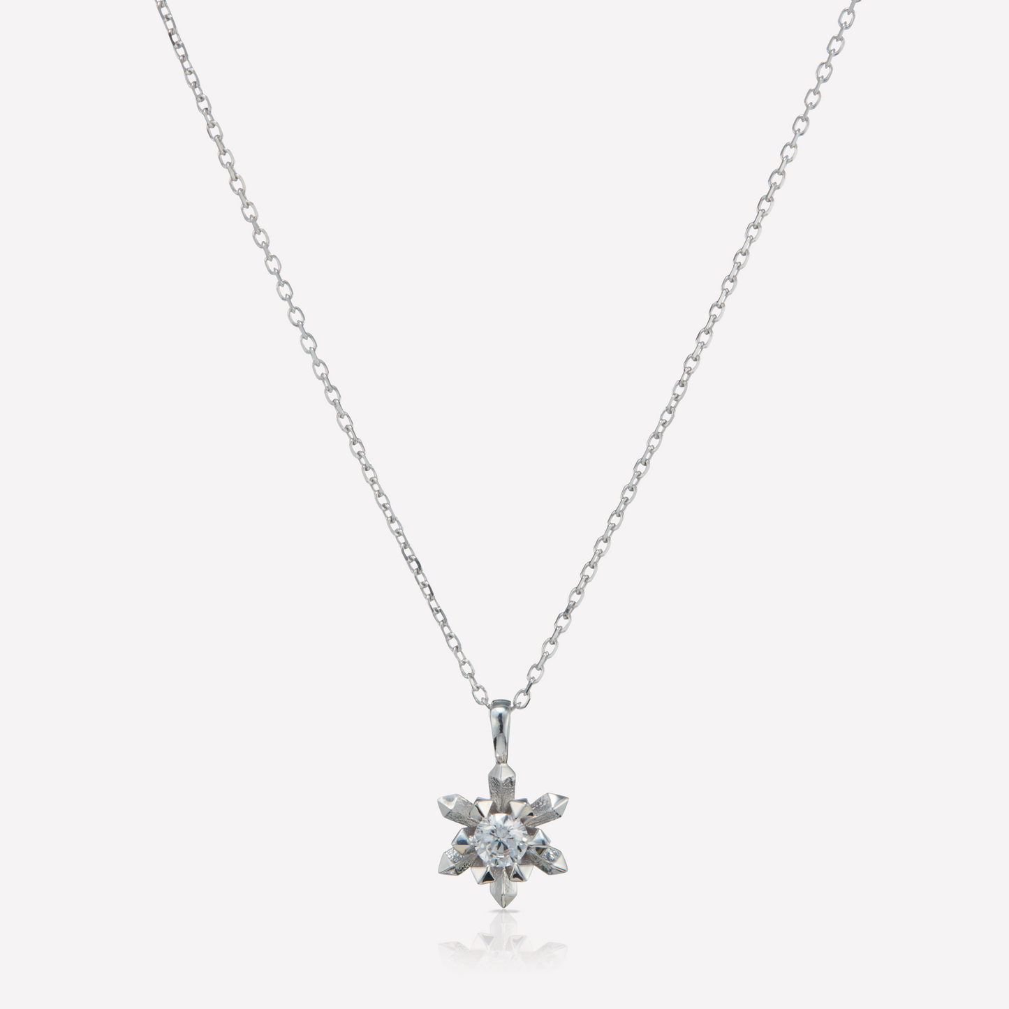 Le Quartz Necklace, Large, Platinum, Diamond