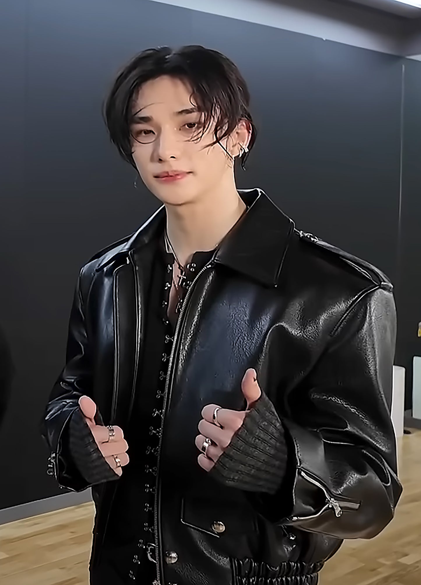 Stray Kids 스트레이키즈 현진님 with Twined Ring, 8.0