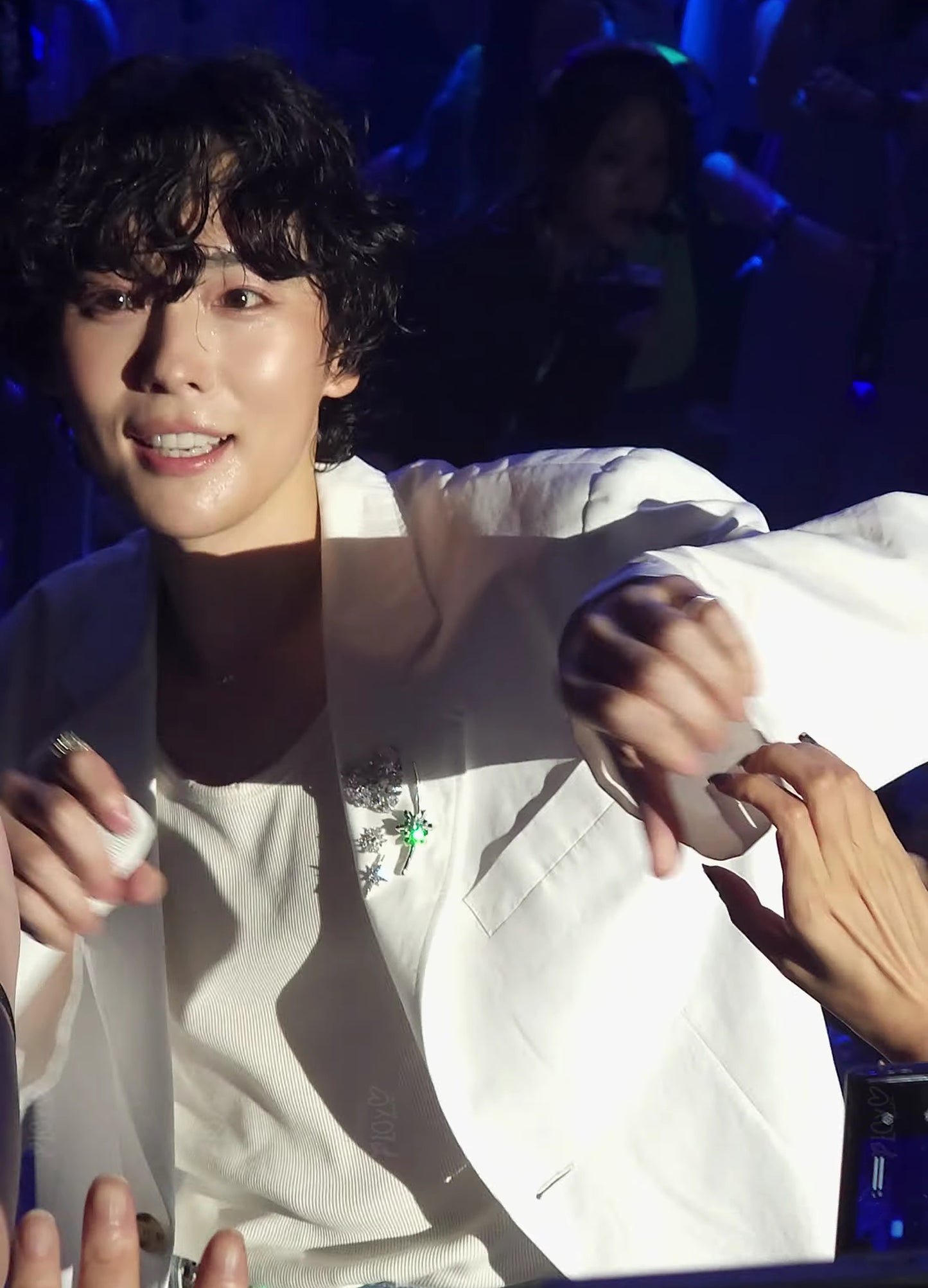 Winner 위너 김진우님 with Le Quartz