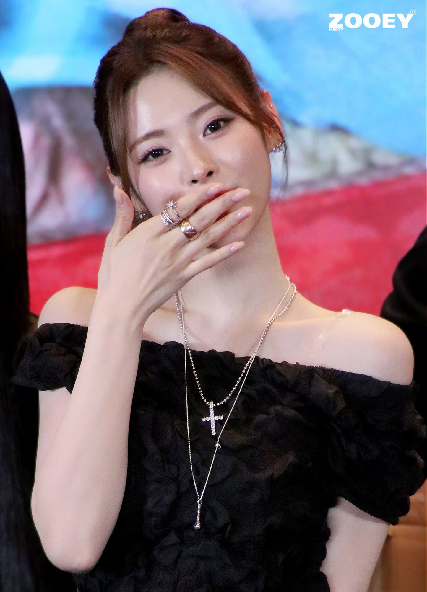 미야오 (MEOVV) 안나님 with Le Quartz