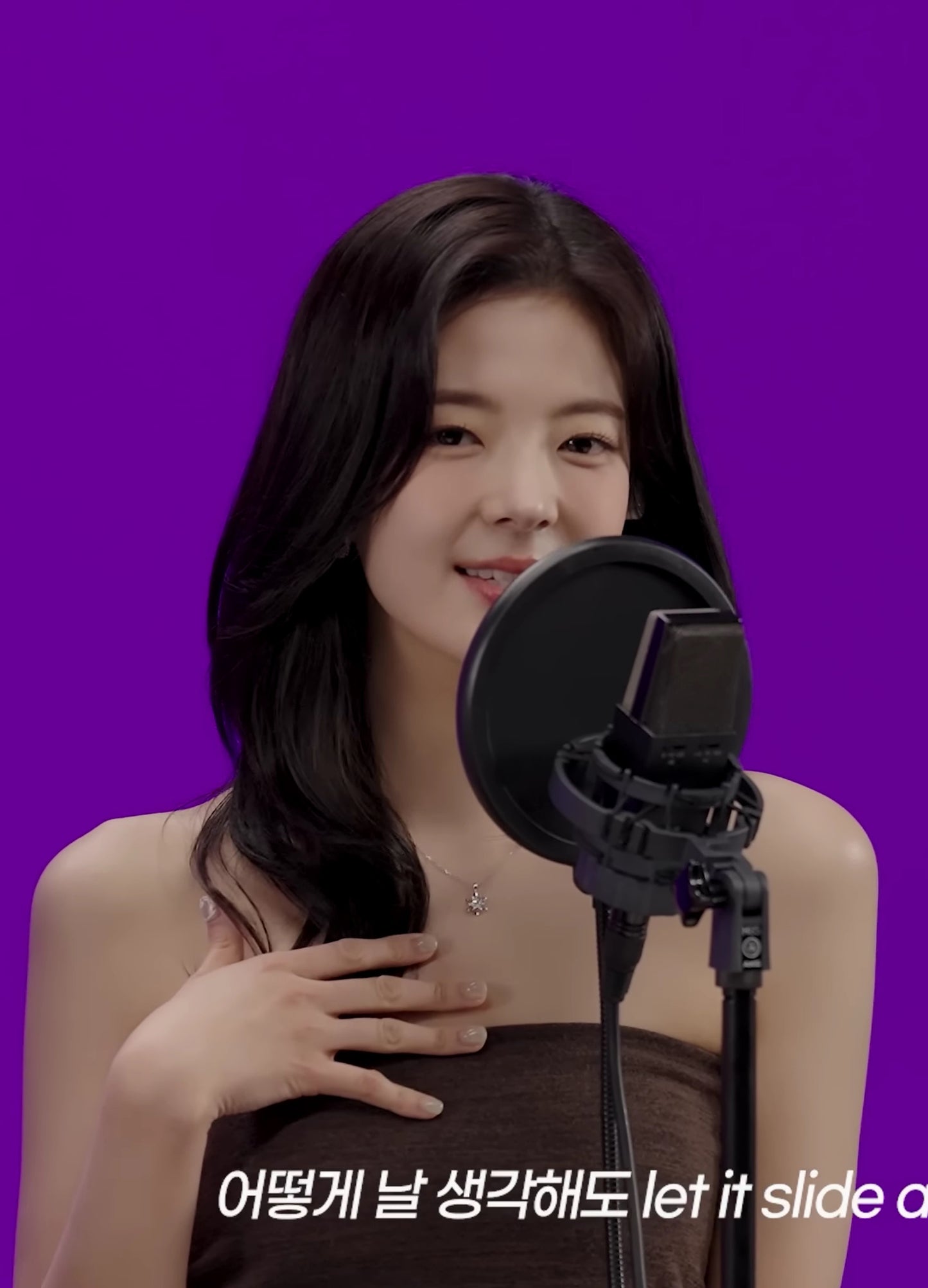 Le Quartz Necklace – Large (NMIXX 오해원 · ITZY 리아 착용)